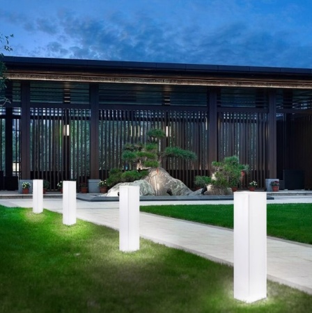 Светильник Колонна 30х60  питание от АКБ, RGB