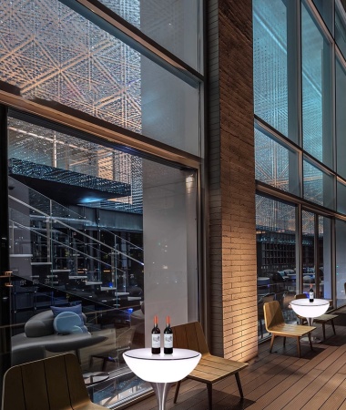 Комплект светящейся мебели Стол+2 стула V4